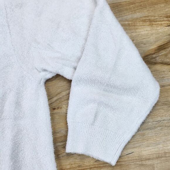 💜Southern Shirt Company Ivory Cloud Luxe Turtleneck Sweater Medium - Picture 5 of 8